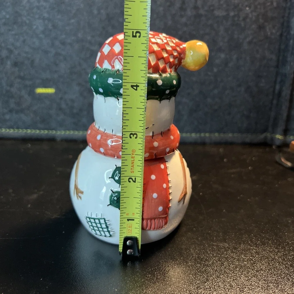 Stackable Snowman Salt & Pepper‎ Shakers Christmas Holiday Winter Santa Hat